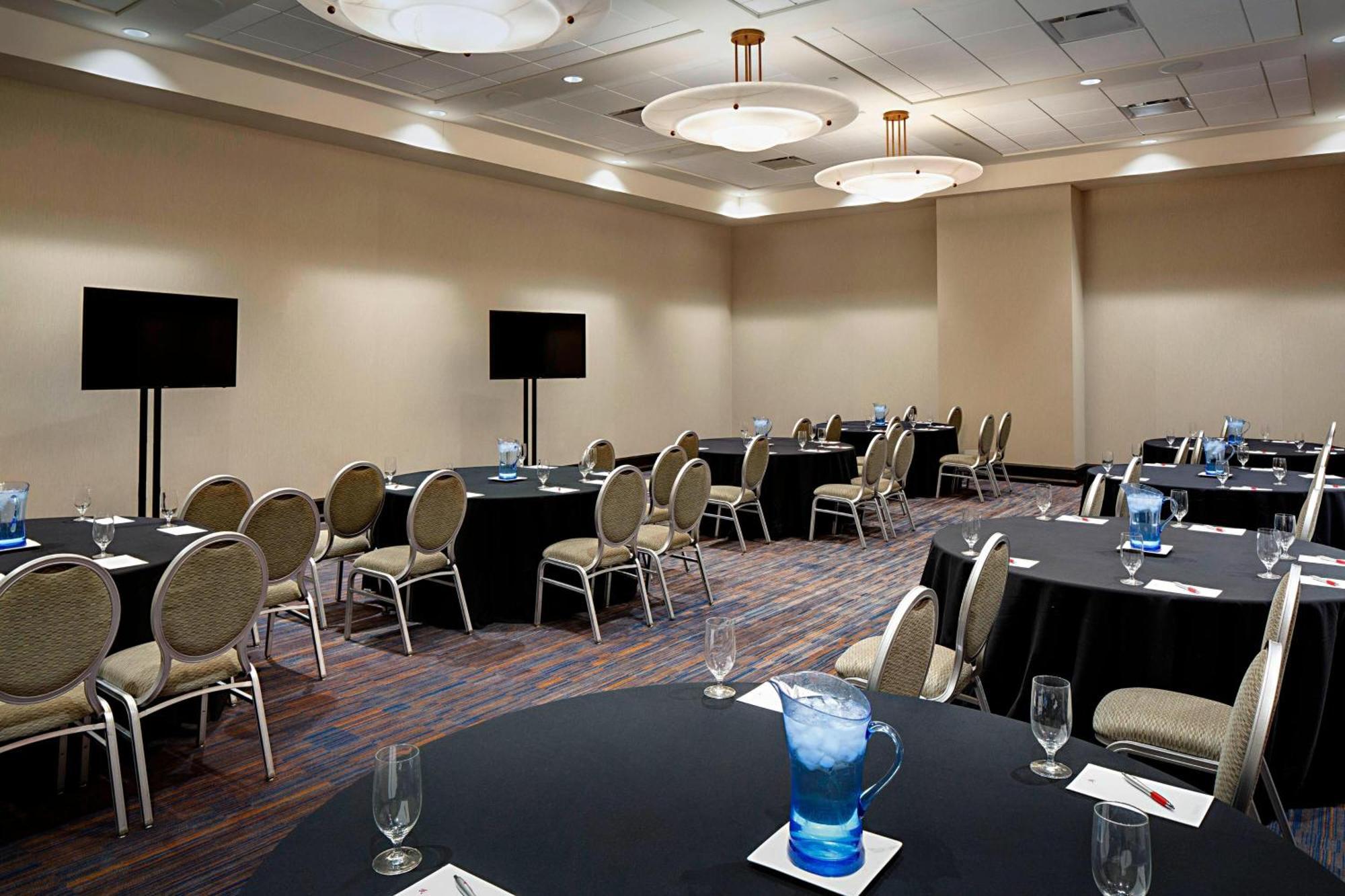 Indianapolis Marriott Downtown Hotel Екстериор снимка